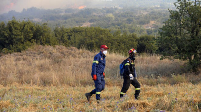 πυρκαγιές-καλύτερη-η-εικόνα-από-τα-πύρ-562542682