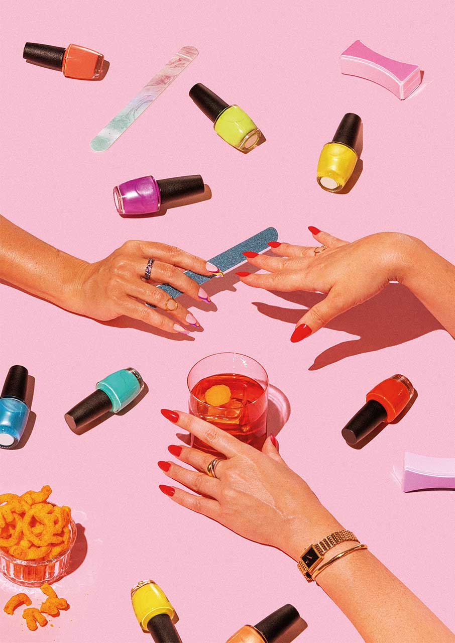 Εσύ βρήκες ραντεβού για νύχια;-1