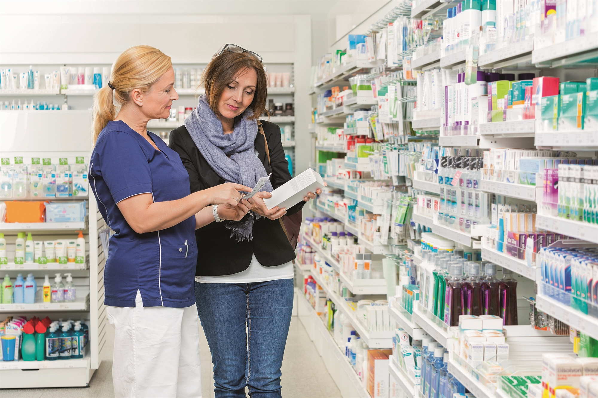 διαφήμιση-προϊόντων-για-την-εμμηνόπα-562527166