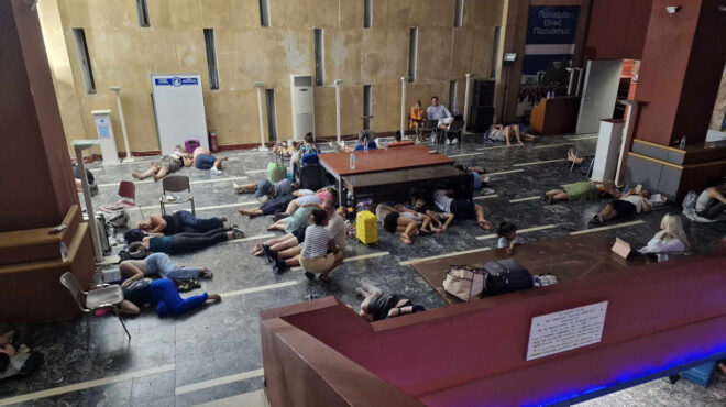 κέρκυρα-επι-ποδός-ολόκληρο-το-νησί-για-562536292