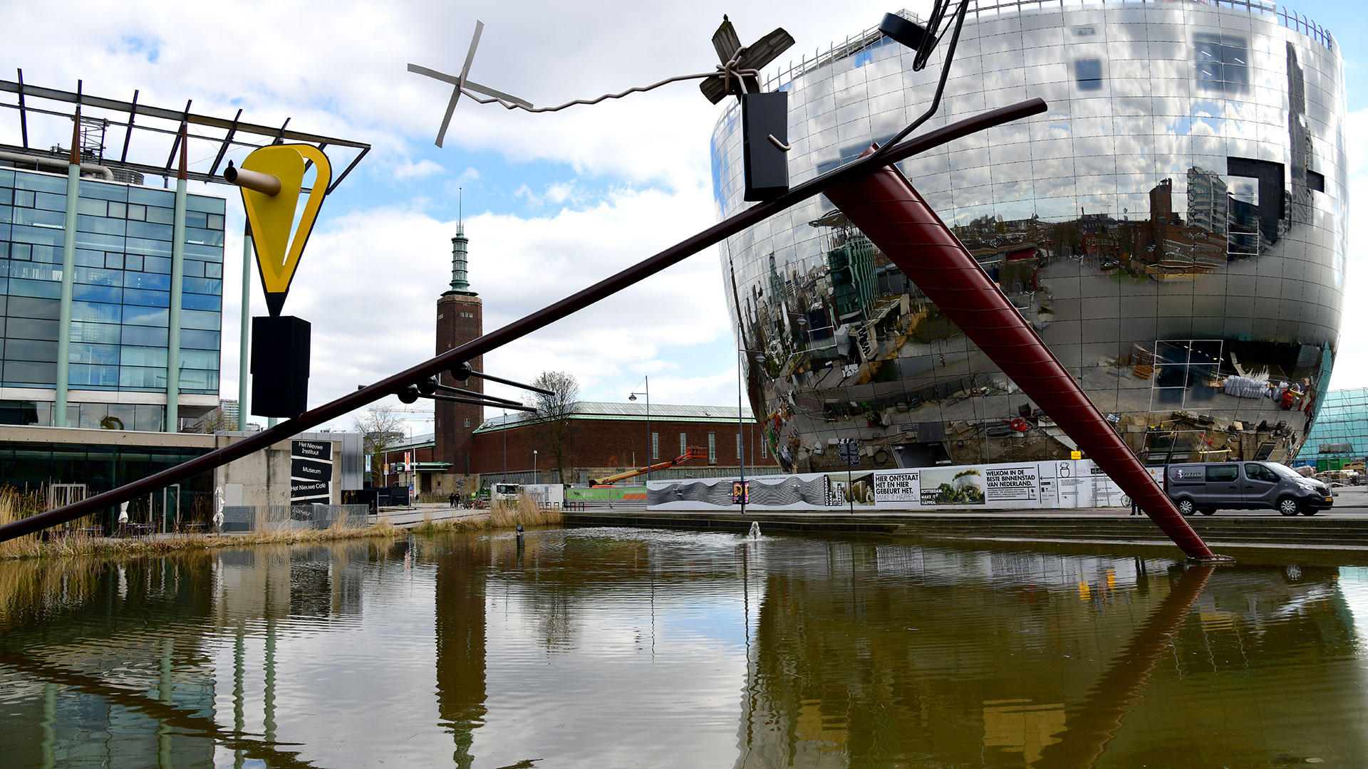 Μουσείο Depot στο Ρότερνταμ: καθρέφτες, χαζολόγημα κι ελάχιστη τέχνη-1