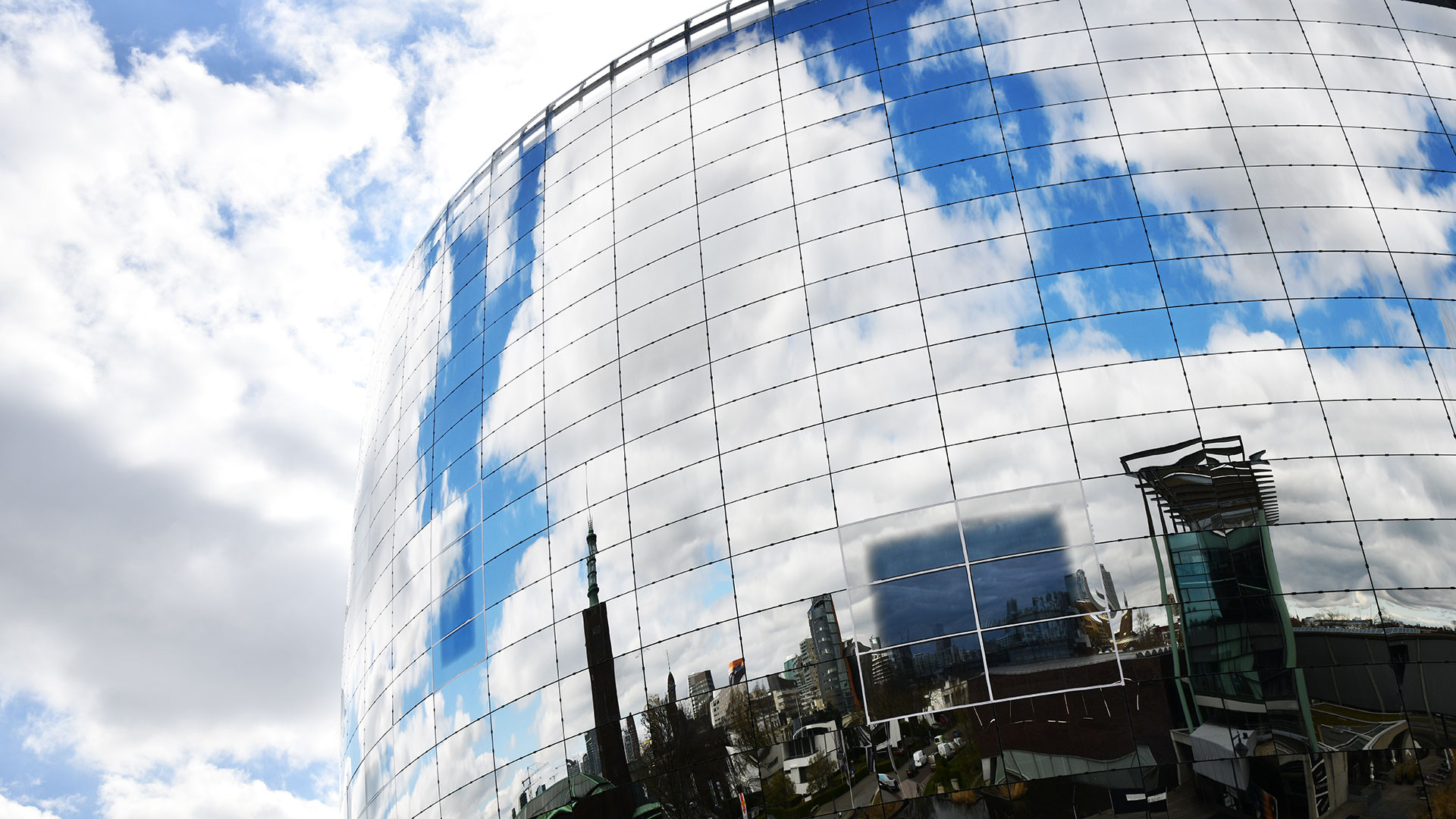 Μουσείο Depot στο Ρότερνταμ: καθρέφτες, χαζολόγημα κι ελάχιστη τέχνη-3