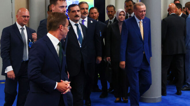 νατο-παζάρια-ερντογάν-με-την-εε-μέσω-σο-562513996