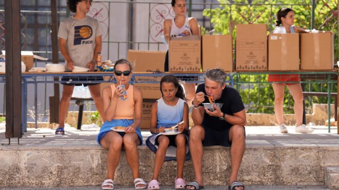 αγωνία-για-τον-τουρισμό-στη-ρόδο-562539175