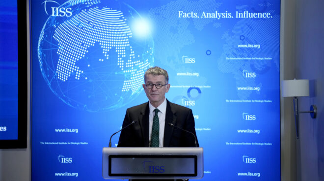 επικεφαλής-mi6-προσκαλεί-ρώσους-αντιφρο-562529110