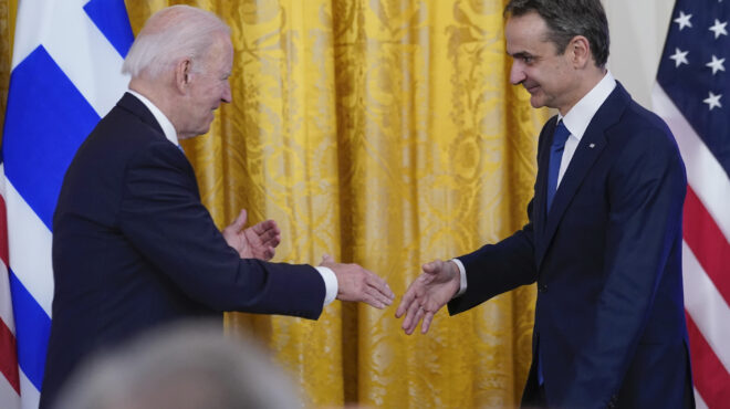 τηλεφωνική-επικοινωνία-μητσοτάκη-μ-562501519