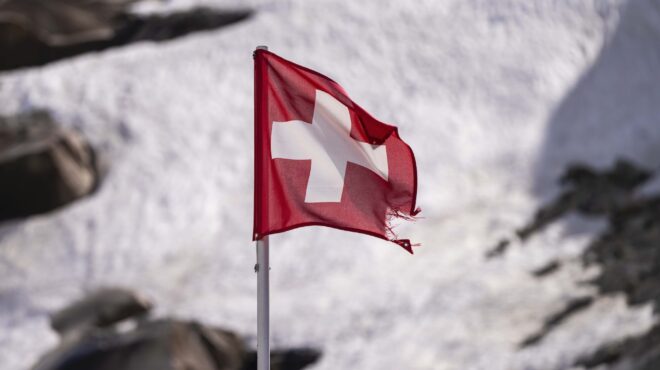 ετοιμη-να-ενταχθεί-στην-ευρωπαϊκή-αε-562507786