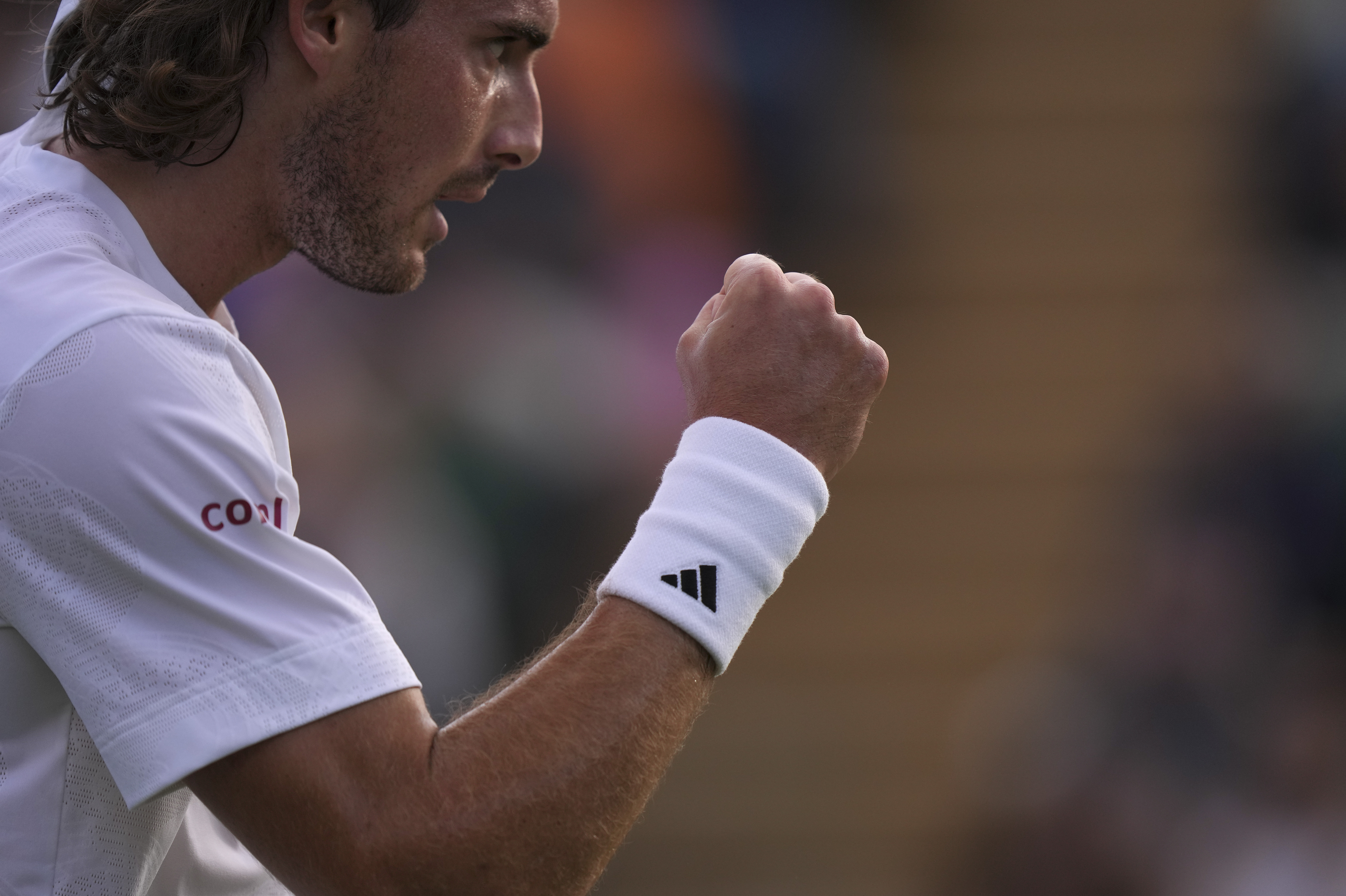 Γουίμπλεντον: Στον δεύτερο γύρο ο Τσιτσιπάς με ανατροπή επί του Τιμ-1