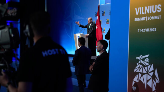 το-νατο-μπορεί-να-ελέγξει-την-τουρκία-562537633