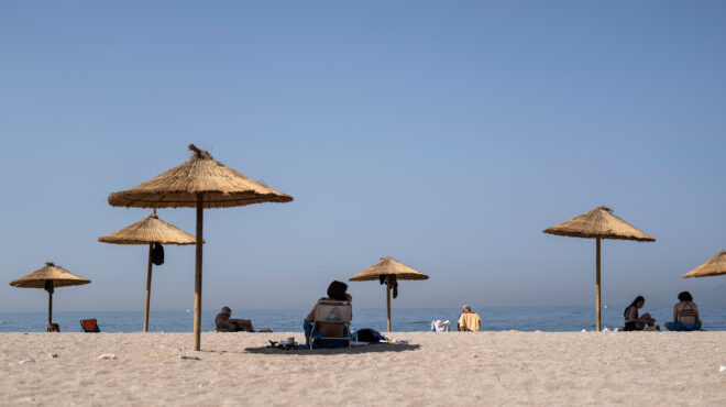 καιρός-ζεστό-σαββατοκύριακο-χωρίς-ακ-562545694