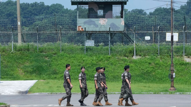 αμερικανός-στρατιώτης-αυτομόλησε-στ-562528312