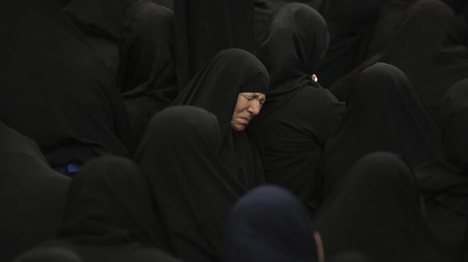 ημέρες-θλίψης-562543819