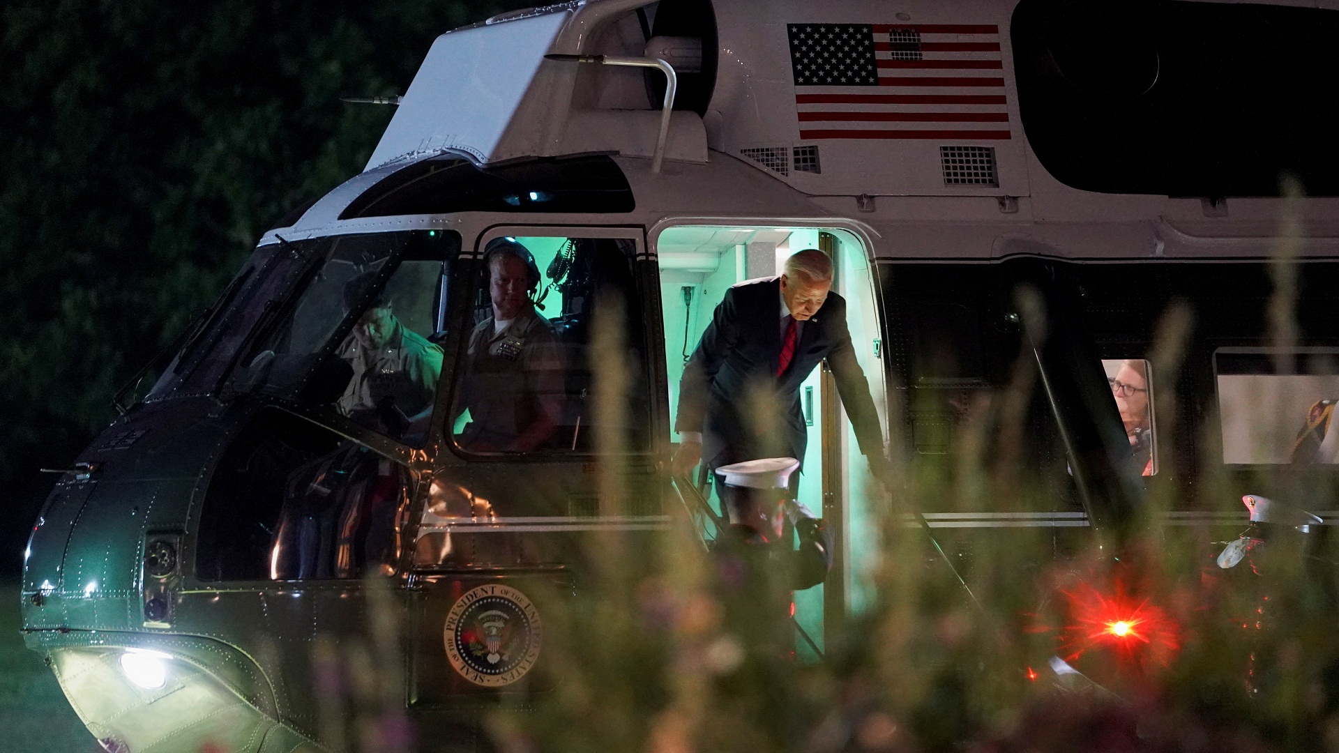 «Αστακός» το Λονδίνο καθώς άρχισε η επίσκεψη Μπάιντεν – Ποιους θα συναντήσει-1