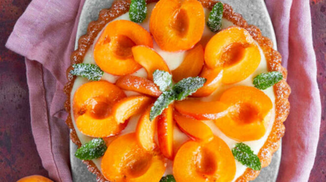 τάρτα-με-βερίκοκα-και-κρέμα-μασκαρπόν-562526833