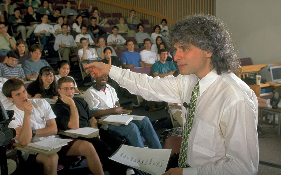 Στίβεν Πίνκερ: Ο σταρ του σύγχρονου Διαφωτισμού μιλά αποκλειστικά στο «Κ»-2