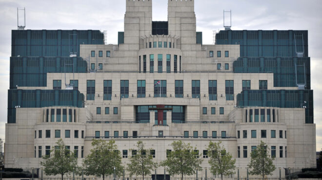 η-τεχνητή-νοημοσύνη-δεν-θα-αντικατασ-562528435