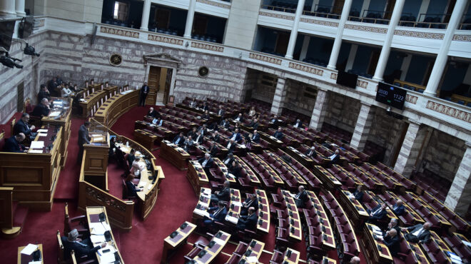 βουλή-οι-σπαρτιάτες-ευχαριστούν-το-562512085