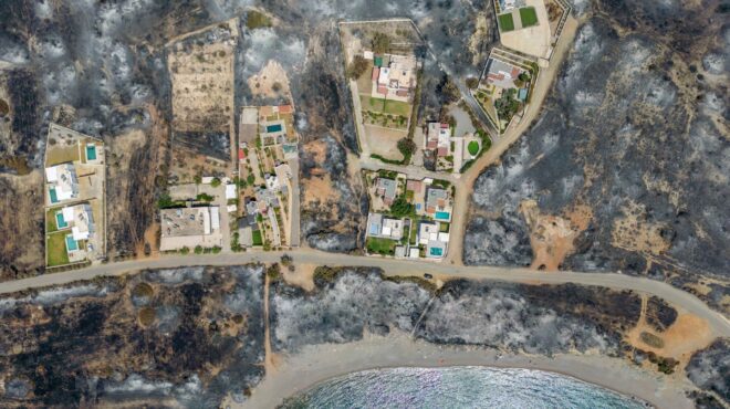 υπαατ-για-φωτιά-σε-ρόδο-χάθηκαν-50-000-ελαιό-562543399