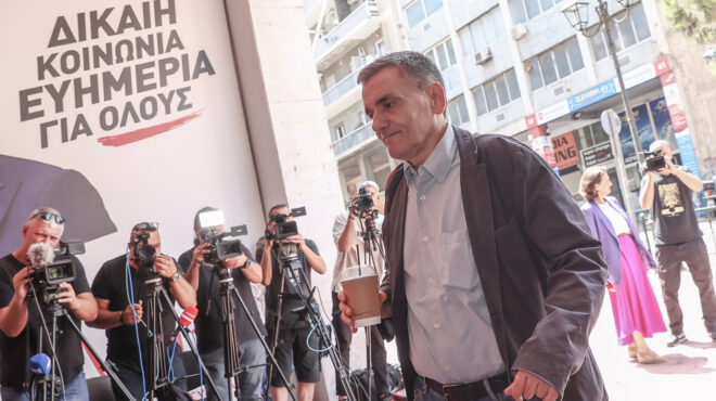 τσακαλώτος-χρειάζεται-ένα-σοκ-ηγεσί-562524532