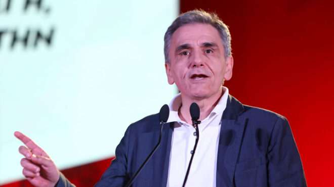 θερμότερο-καλοκαίρι-ενόψει-κάλπης-στ-562532332