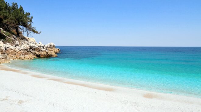 θάσος-τούρκοι-τουρίστες-πλημμυρίζο-562546381