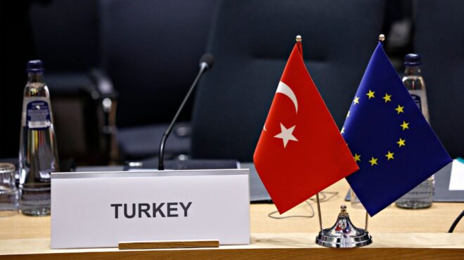 κομισιόν-προς-ερντογάν-κανείς-δεν-μπο-562513267