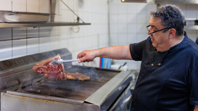 bbq-7-σεφ-μοιράζονται-τις-σκέψεις-τους-πάν-562507738