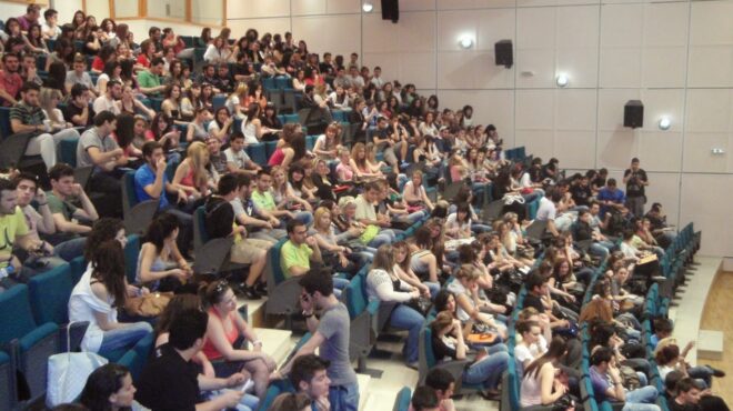 στις-εξετάσεις-με-k-an-ta-i-φ-ι-562506682