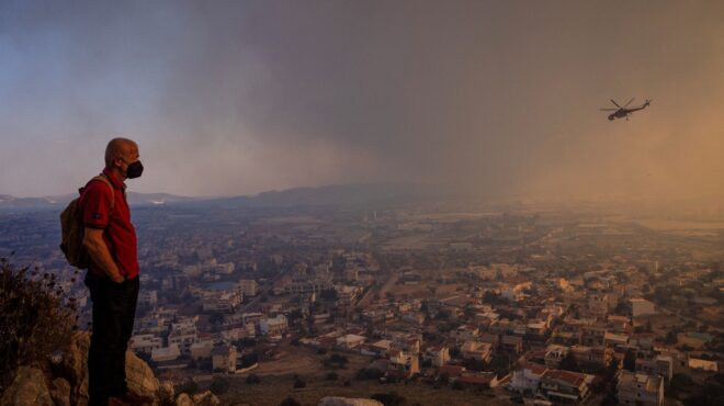 η-βεντάλια-της-φωτιάς-και-οι-παράλληλε-562527625