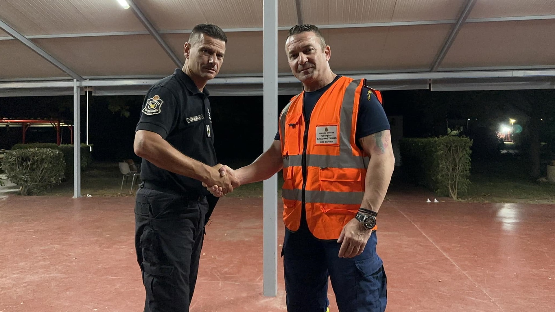 ελληνες-και-σέρβοι-πυροσβέστες-έσωσα-562547335