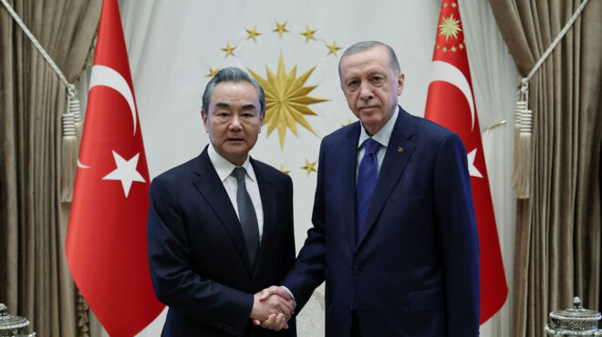 στην-τουρκία-ο-νέος-υπεξ-της-κίνας-562540906