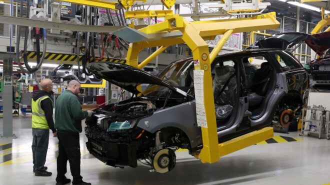 μεγάλη-επένδυση-από-την-tata-στη-βρετανία-562530010