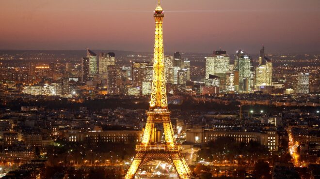 το-παρίσι-παίρνει-σταδιακά-τα-ηνία-από-562505209