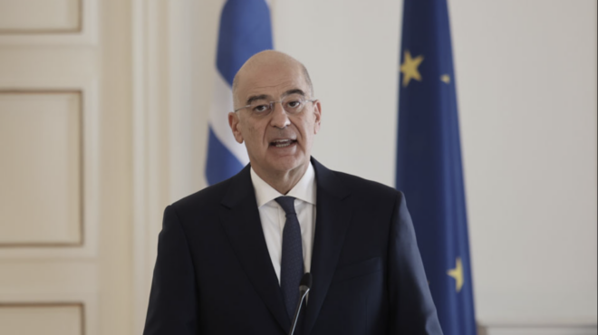 επικοινωνία-δένδια-όστιν-στο-επίκεν-562512619