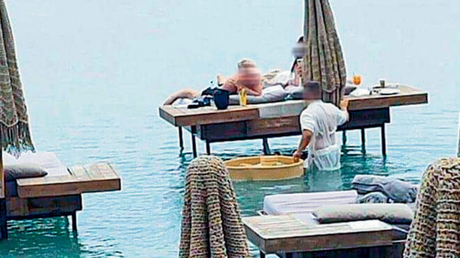 η-ναυμαχία-της-ξαπλώστρας-στη-ρόδο-562503427