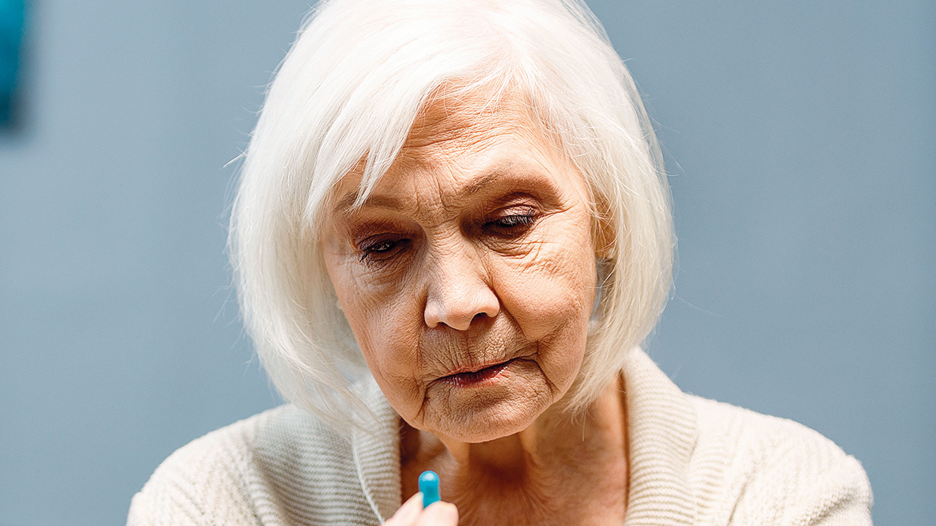 εξαρτημένοι-μεγάλης-ηλικίας-μια-ανατ-562537843