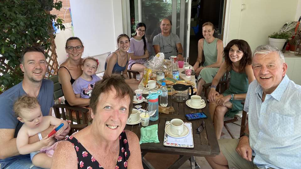 Οι Ροδίτες που άνοιξαν τα σπίτια τους για τους τουρίστες-1