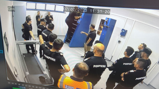 ελληνες-και-σέρβοι-πυροσβέστες-έσωσα-562515211