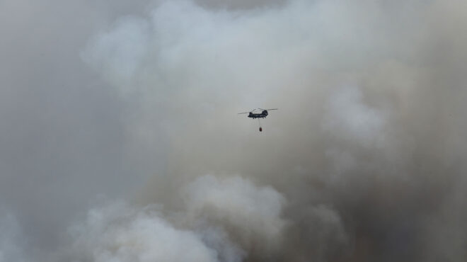 ενοπλες-δυνάμεις-εναέρια-και-επίγεια-562529173