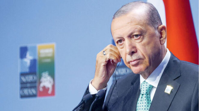 δύσβατος-ο-δρόμος-προς-χάγη-562523116