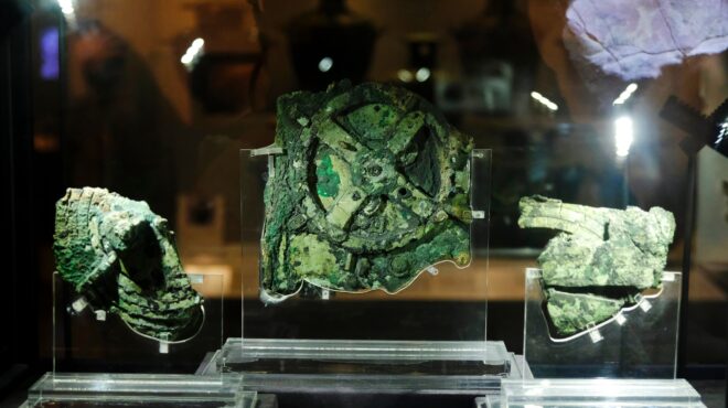 ο-ιντιάνα-στο-μουσείο-562504930