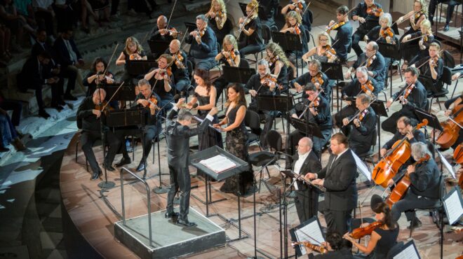 eντονα-δραματικό-ρέκβιεμ-του-βέρντι-562534477