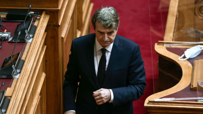 χρυσοχοΐδης-2-000-νέες-προσλήψεις-στο-εσυ-562510708