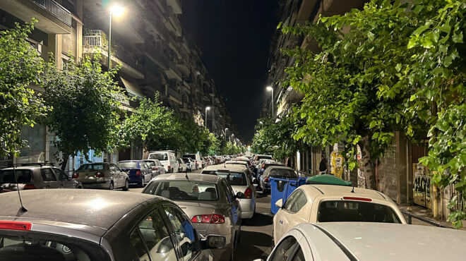 η-μεταμεσονύκτια-οδύσσεια-έξω-από-τ-562535914