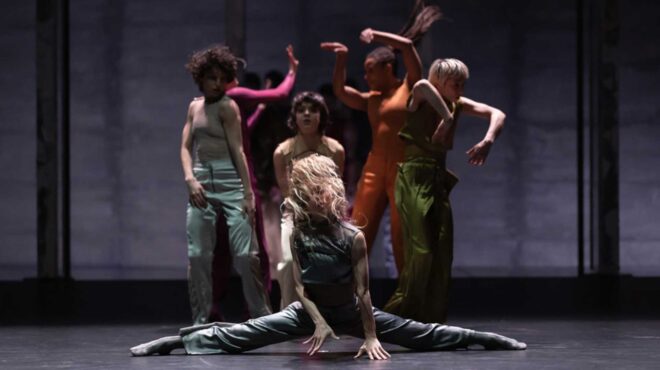 far-side-η-ποιητική-γλώσσα-του-αντώνη-φωνιαδ-562519336