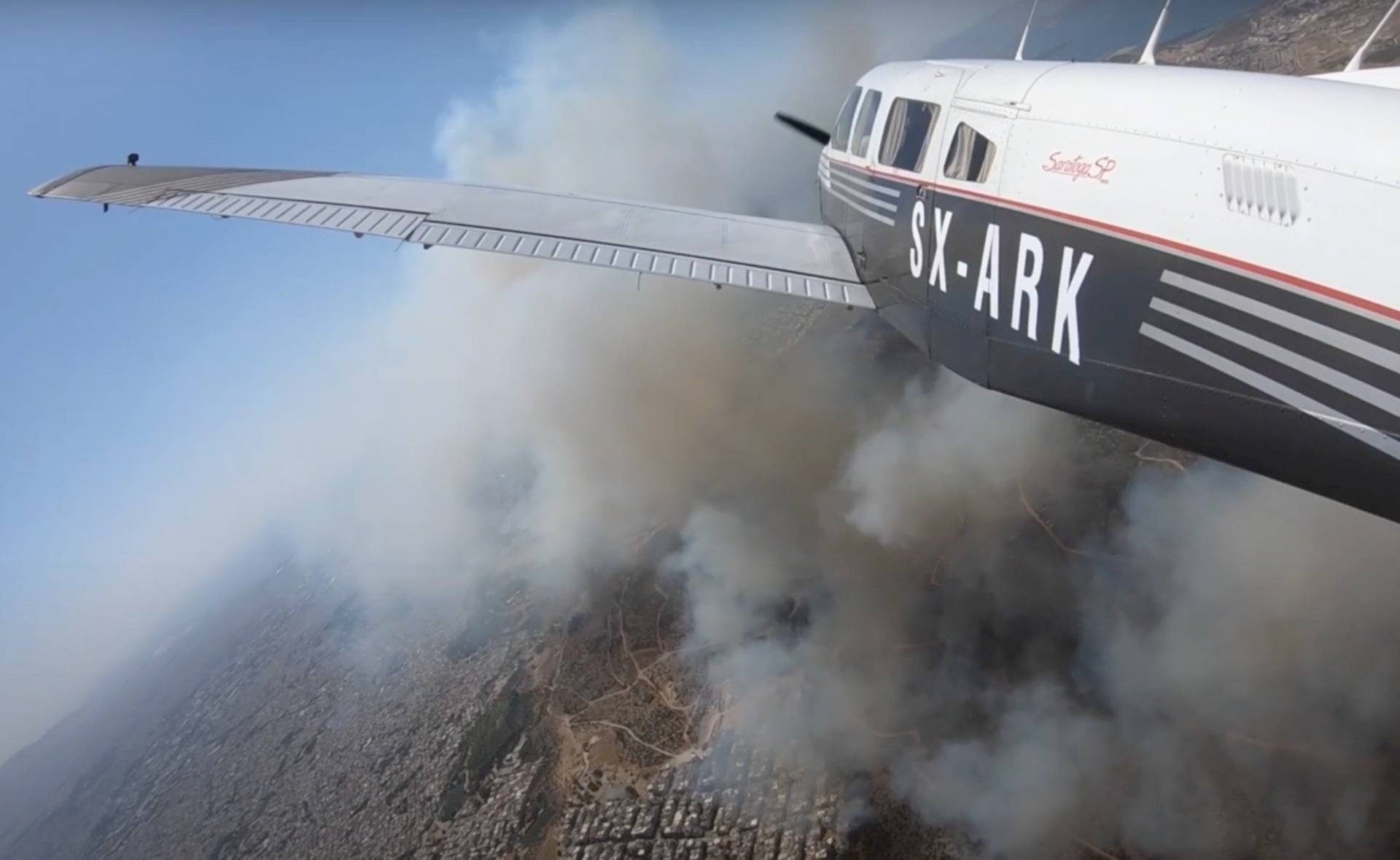 Εθελοντές πιλότοι «κυνηγούν» πυρκαγιές-1