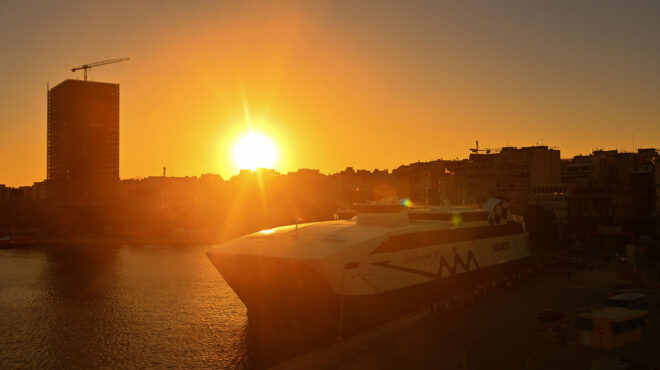 καύσωνας-κλέων-εκτακτα-μέτρα-από-το-υπ-562513438