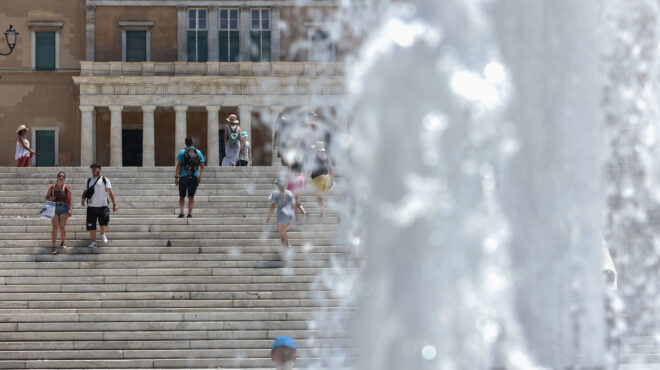καύσωνας-κλέων-τηλεργασία-άδειες-ε-562517596