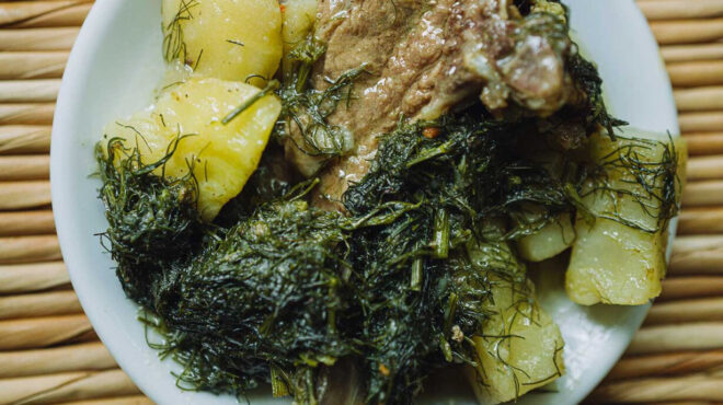 κατσίκι-τσιγαριαστό-με-πατάτες-και-αμ-562511971