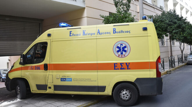 καβάλα-παράσυρση-γυναίκας-που-εργαζό-562501753